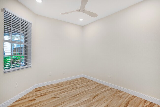 Building Photo - 7546 SW Herrington Ln