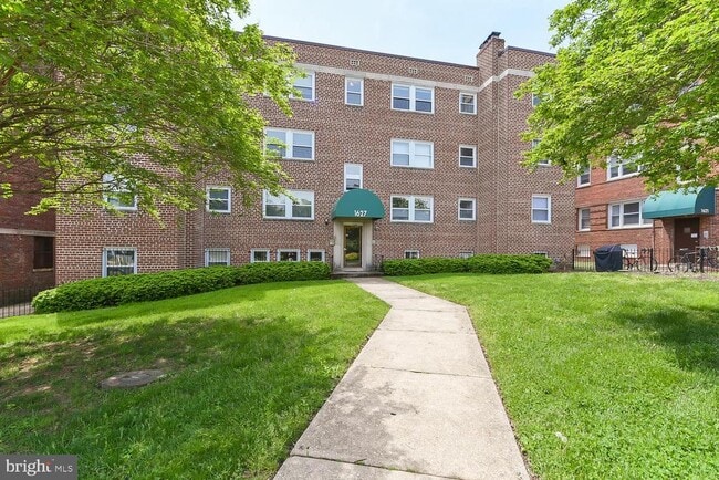 Building Photo - 1627 Massachusetts Ave SE