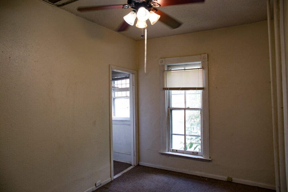 Building Photo - 2108 Talmage Ave SE