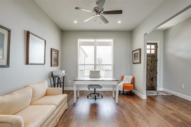 Building Photo - 7730 Barber Rnch Rd