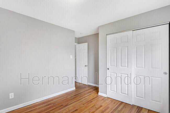 Building Photo - 11866 Colby Chase Rd
