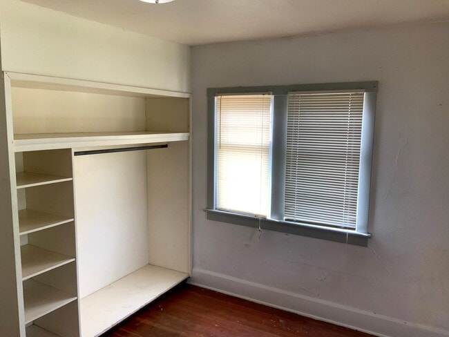 Building Photo - 3 Bedroom in Whiteaker Neighborhood