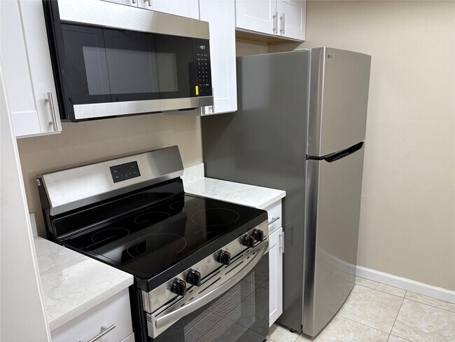 Building Photo - 4645 Wild Indigo St