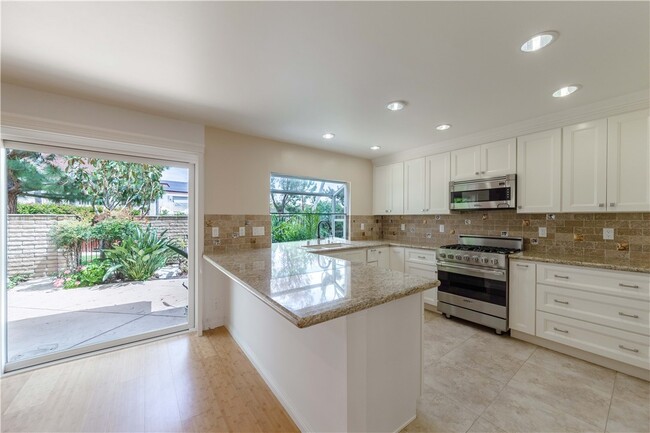 Building Photo - 23 Chicory Way