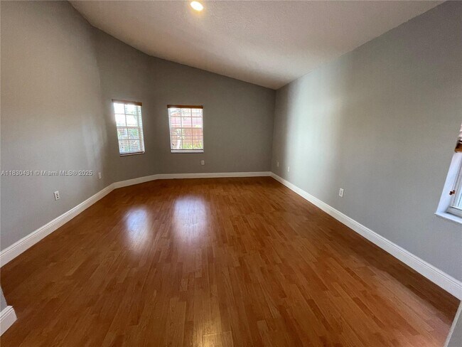 Building Photo - 16469 SW 100th Terrace