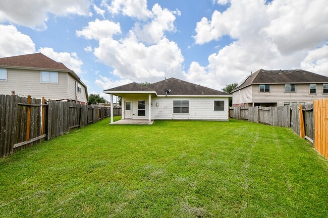 Building Photo - 21622 Crest Peak Way