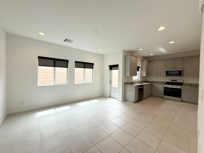 Building Photo - Brand-New 4-Bedroom Home in Cadence with Mountain Views & Modern Upgrades