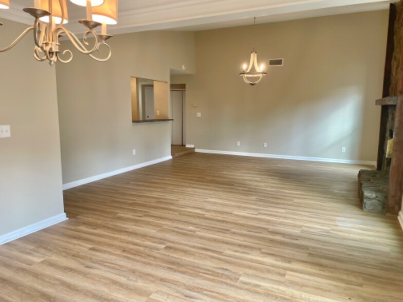 Building Photo - 5217 Cold Springs Dr NW