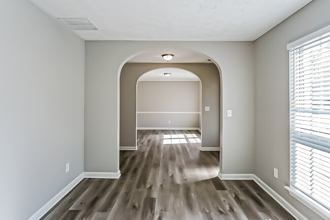 Building Photo - 7144 Springchase Way