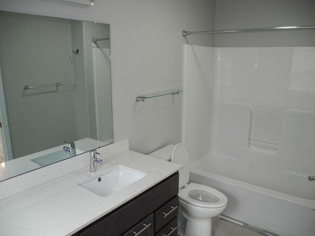 Building Photo - Extraordinary Townhome in Carbondale's South West