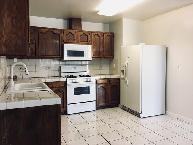 Building Photo - 1111 Central Ave