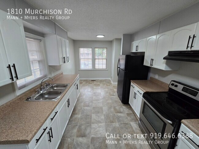 Building Photo - 1810 Murchison Rd