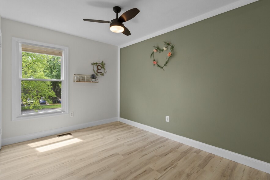 Building Photo - 13405 Wisteria Dr