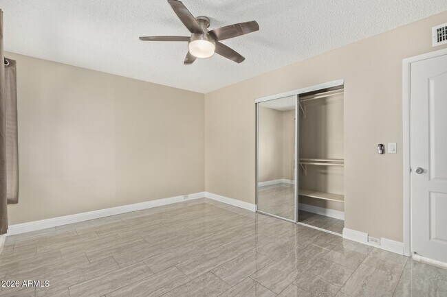 Building Photo - 8641 S 51st St