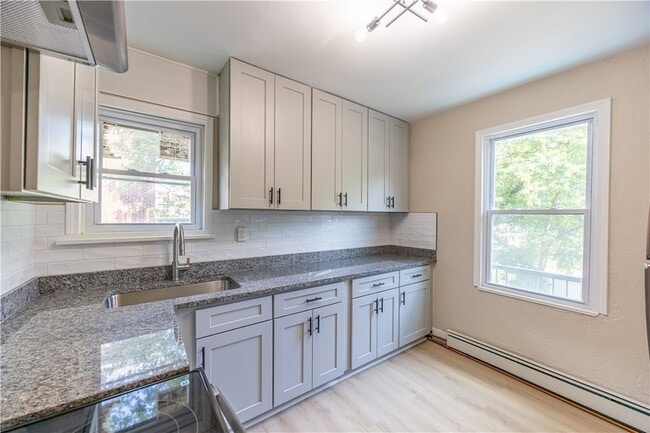 Building Photo - 2020 Frankella Ave