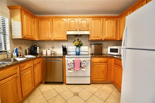 Building Photo - 6150 Gulfport Blvd S