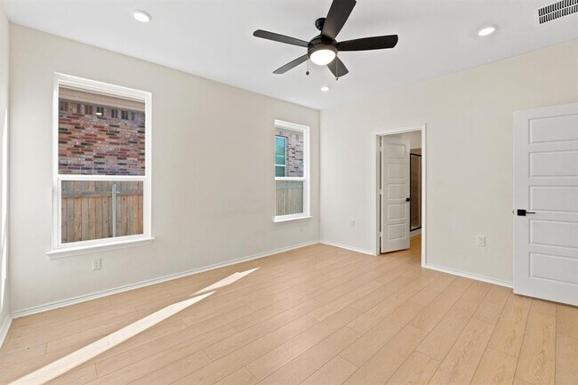 Building Photo - 12605 Orch Grv Ln