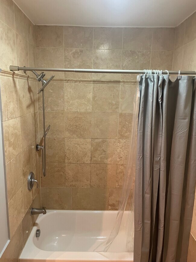 Building Photo - 16W535 79th St