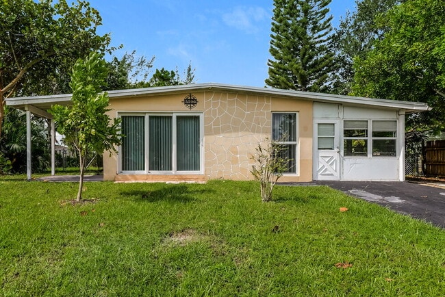 Building Photo - 5596 S Rue Rd