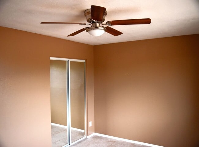 Building Photo - Awesome 5 Bed 2 Bath Home at ASU