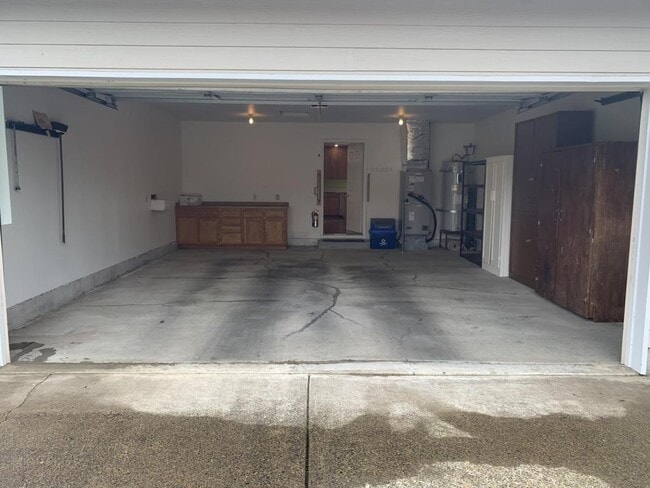 Building Photo - 2931 Cedarwood Ct SE