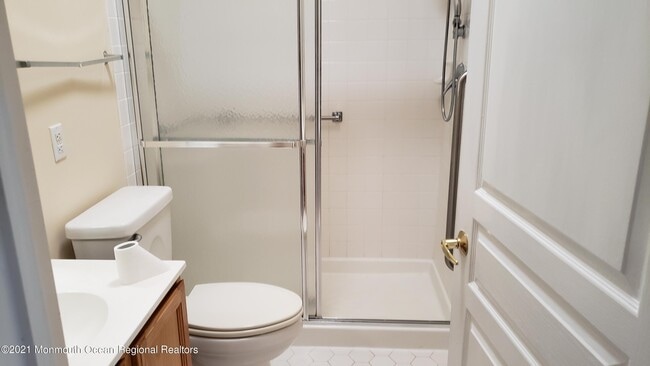 Building Photo - 388 Harrier Dr