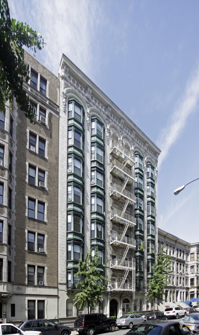 Building Photo - 536 W 113th St