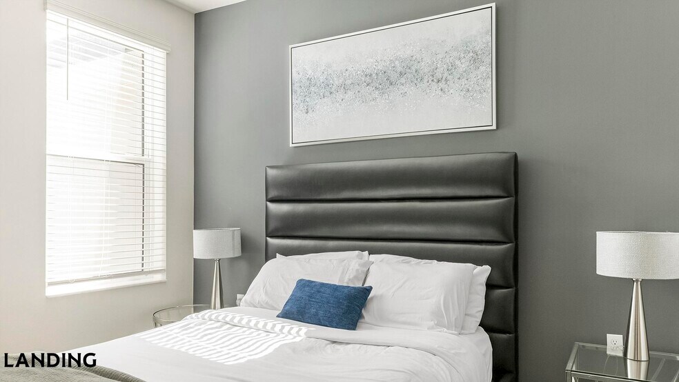 Building Photo - 4950 W Prescott St