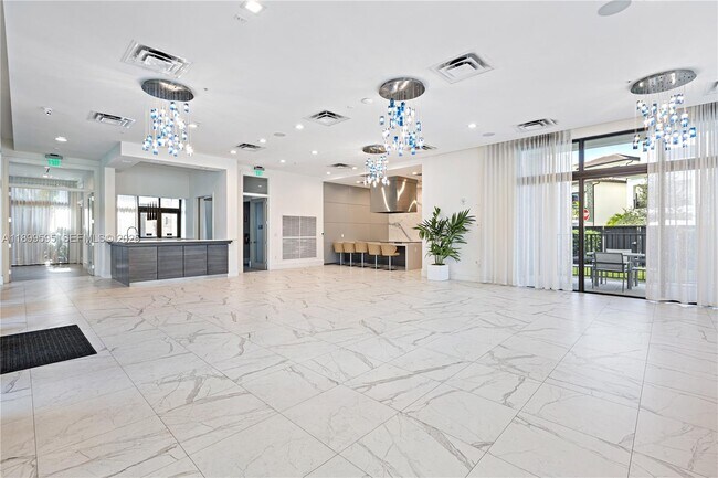 Building Photo - 8001 NW 41st St