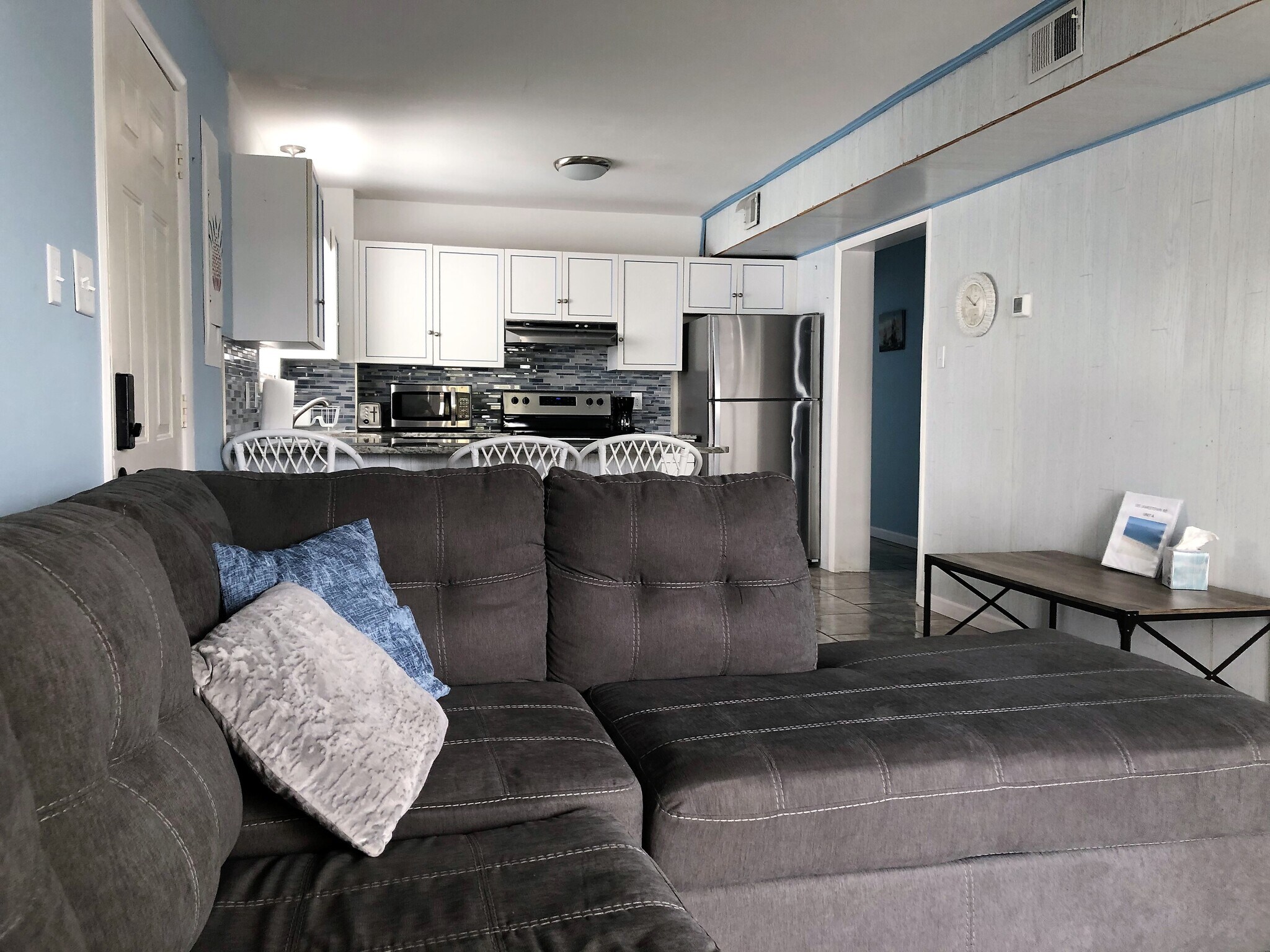 Building Photo - 105 Jamestown Rd