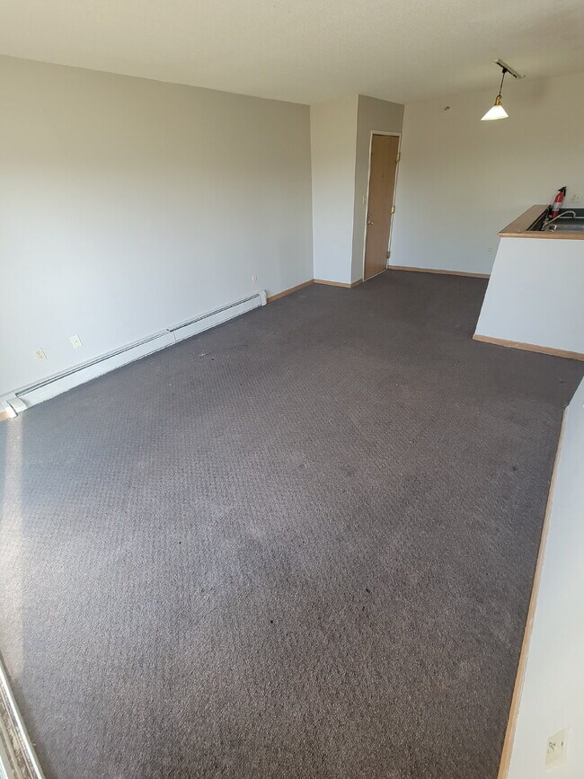 Building Photo - *WINTER MOVE-IN SPECIAL*  2 Bedroom | 1 Ba...