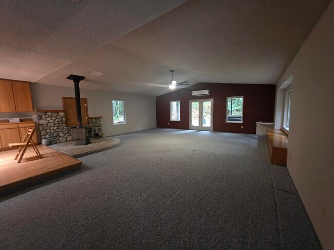 Building Photo - 2.5 Acres of Private Land in Poulsbo