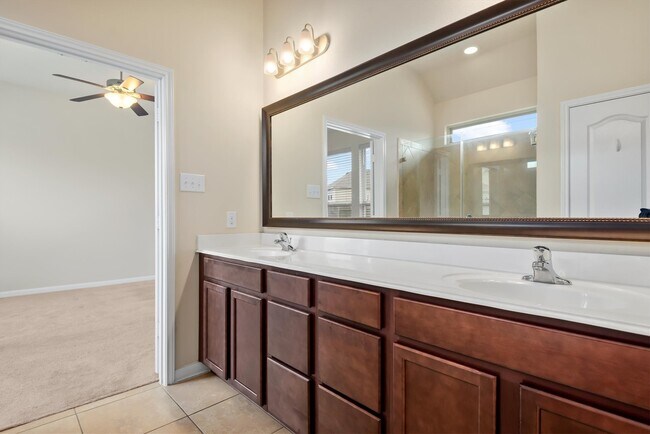 Building Photo - 3726 Goldleaf Trail Dr