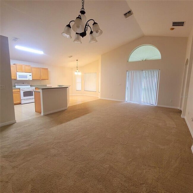 Building Photo - 9012 Sandwood Way