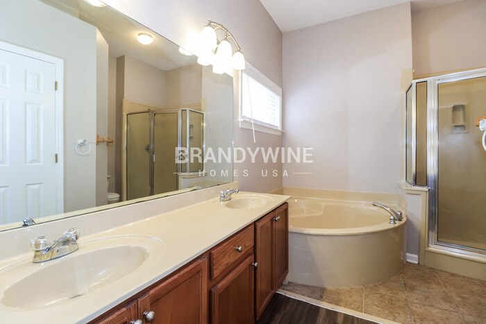 Building Photo - 1189 Travers Ln