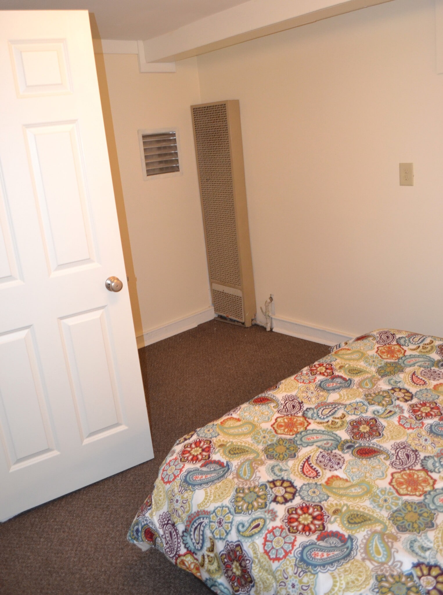 ...and to the alcove extension of bedroom--large enough for dresser, chest, small sitting area - 222 W Case St