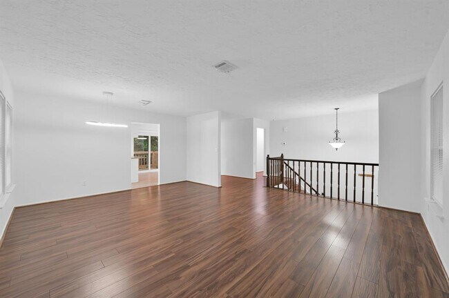 Building Photo - 16 S Cypress Pine Dr