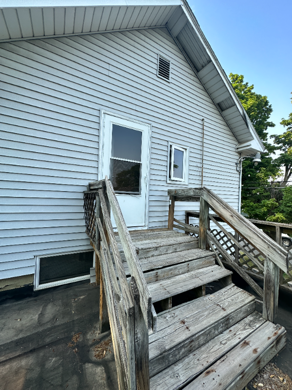 Primary Photo - 4013 Caroline Ave