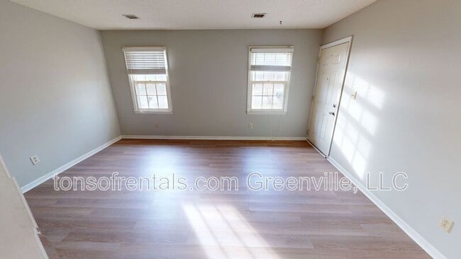 Building Photo - 106 Diehl Ct