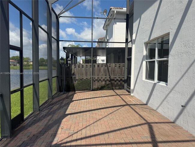 Building Photo - 11482 NW 69th Terrace