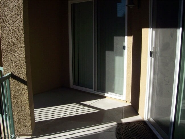 Building Photo - 50 E Serene Ave