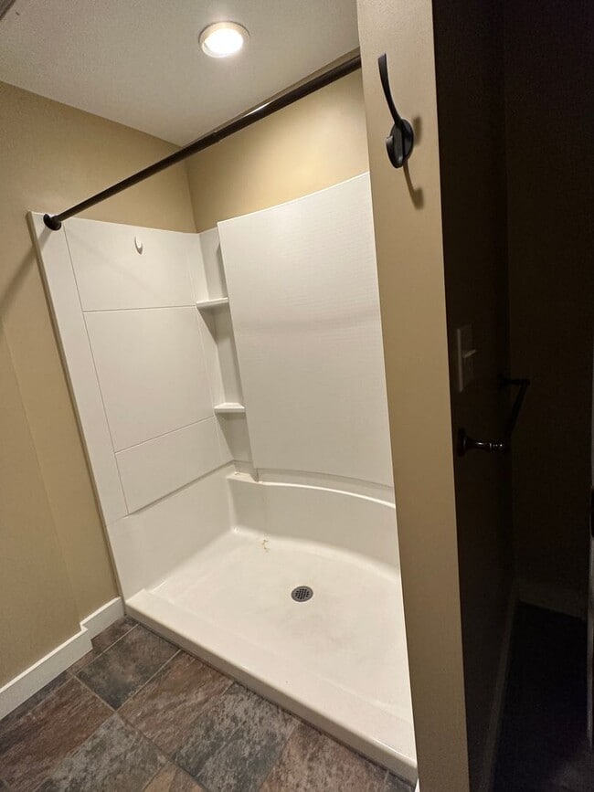 Building Photo - Marietta Gem