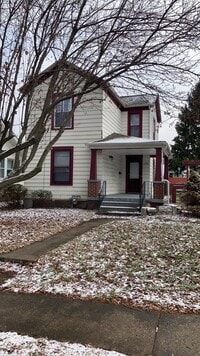 Building Photo - 1150 Creighton Ave