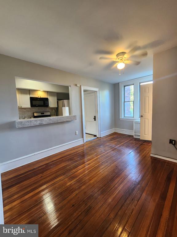 Building Photo - 217 S 47th St