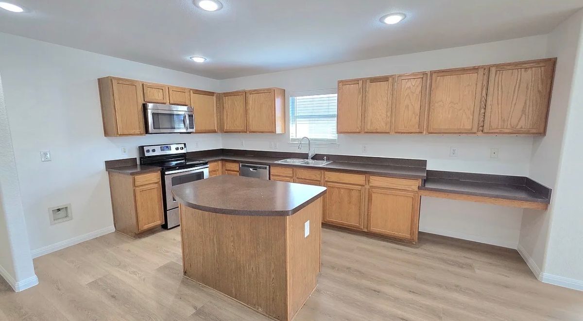 Building Photo - 1241 Kachina Ln