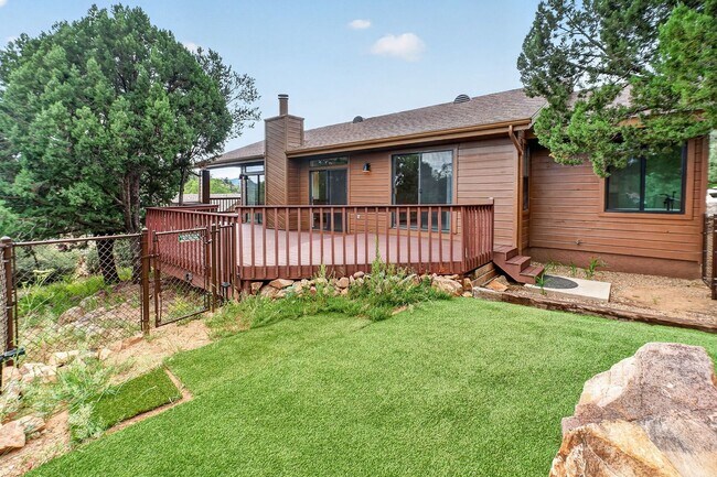 Building Photo - 546 Deer Horn Ct