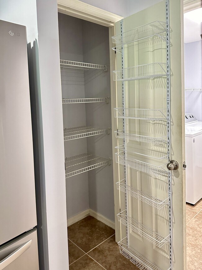 Building Photo - 9375 Aegean Cir