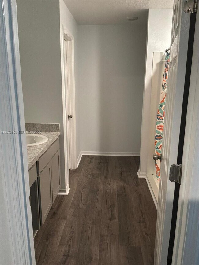 Building Photo - 2180 SW Cameo Blvd