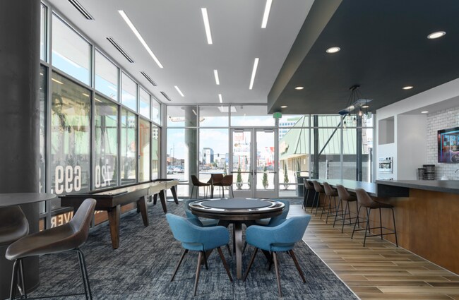 Building Photo - 3972 E Evans Ave