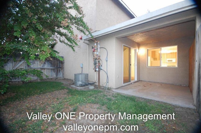 Building Photo - 1150 E Monte Vista Ave, Turlock, CA 95382